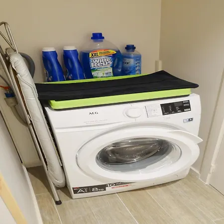 Near And Marina * Ньивпорт