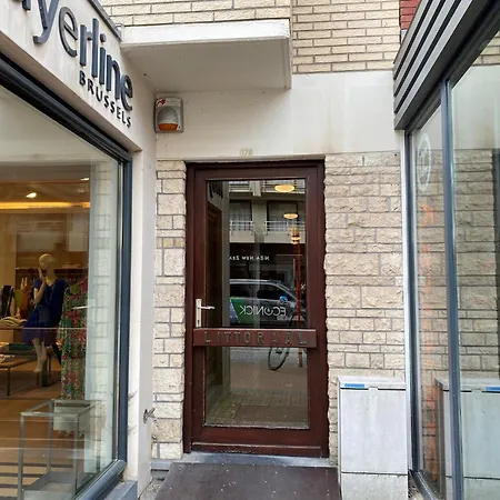 Апартаменты Near And Marina *