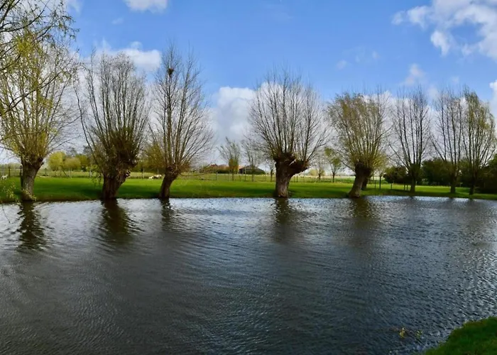 Near And Marina Lägenhet *